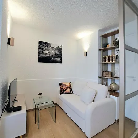 Chez Agnes - Charme Alsacien Au Coeur De Colmar, Avec Parking Prive * コルマール